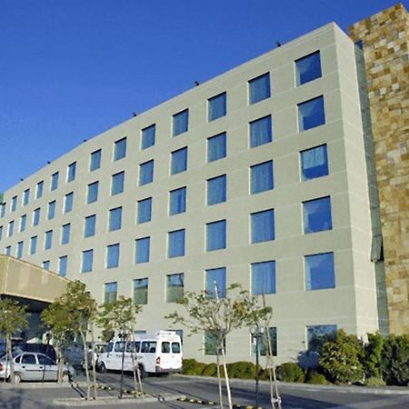 Hotel Diego De Almagro Aeropuerto Santiago Exterior foto